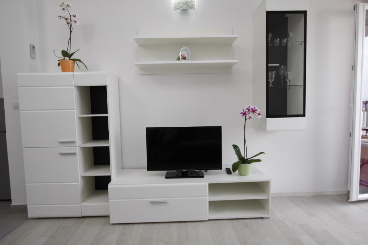 Turic Apartment *